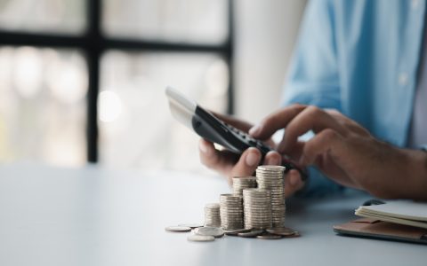How Much is Mongraal Net Worth Now? (Lets explore his income sources and current total money)