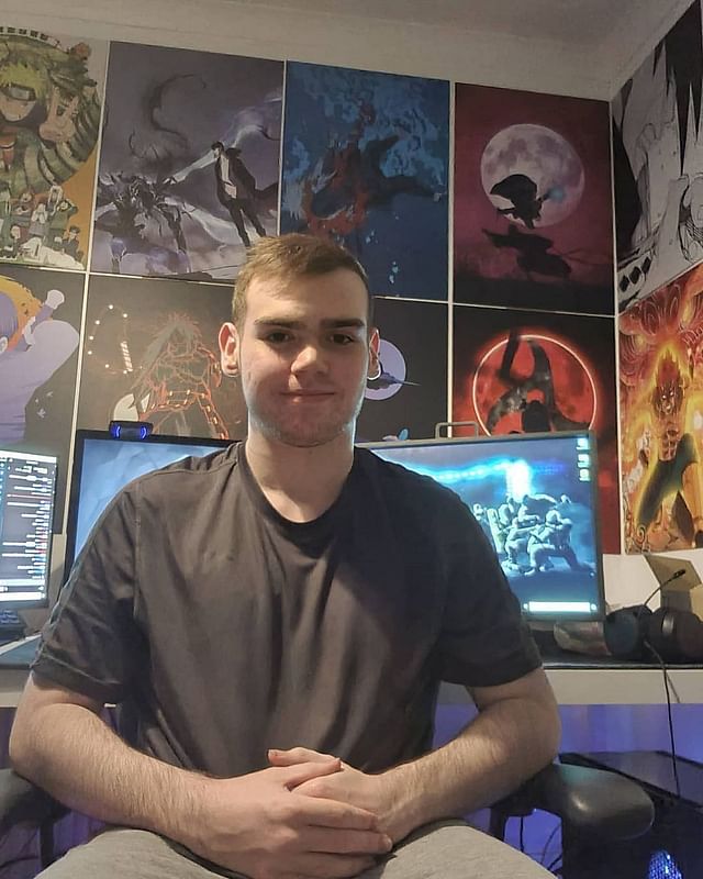 How Much is Mongraal Net Worth Now? (Lets explore his income sources and current total money)